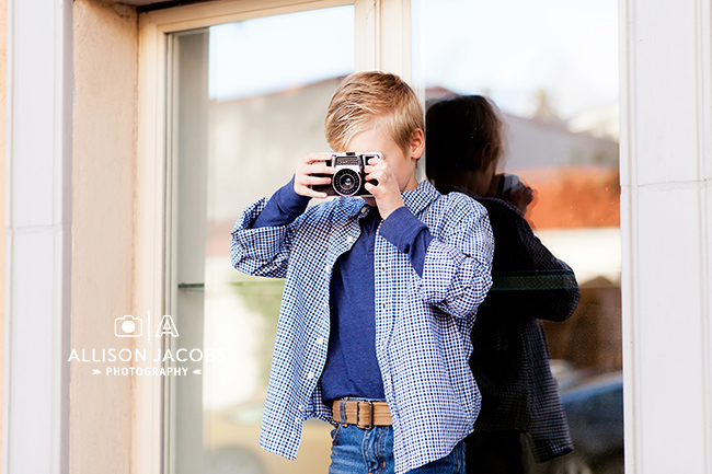 tips for photographing boys via click it up a notch